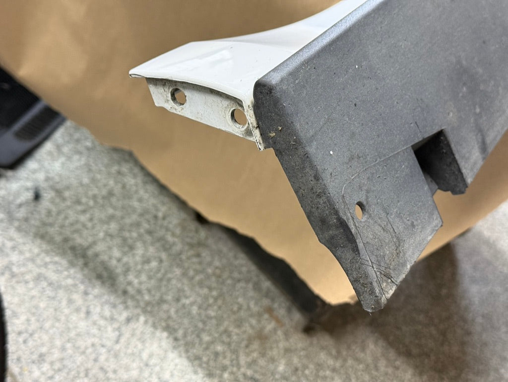 2015-2023 Ford Mustang GT V6 LH Side Skirt Molding Driver Side "YZ"