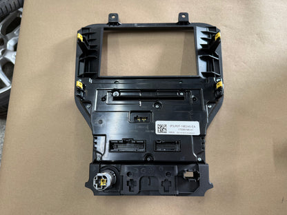 2020 Ford Mustang GT Touch Screen, Face Plate, Radio, Module USB Port