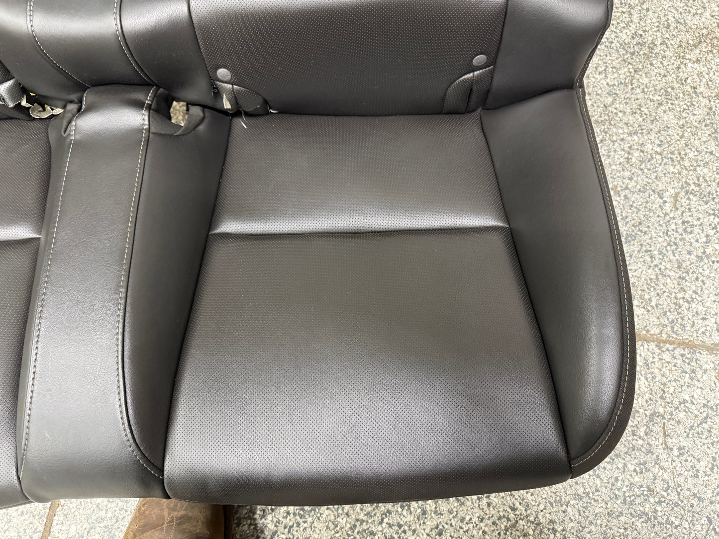 2010-2015 Chevrolet Camaro SS Convertible Rear Seats Black Leather