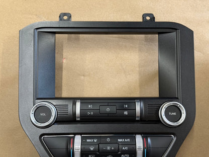 2021 Ford Mustang GT Touch Screen, Face Plate, Radio, Module USB Port