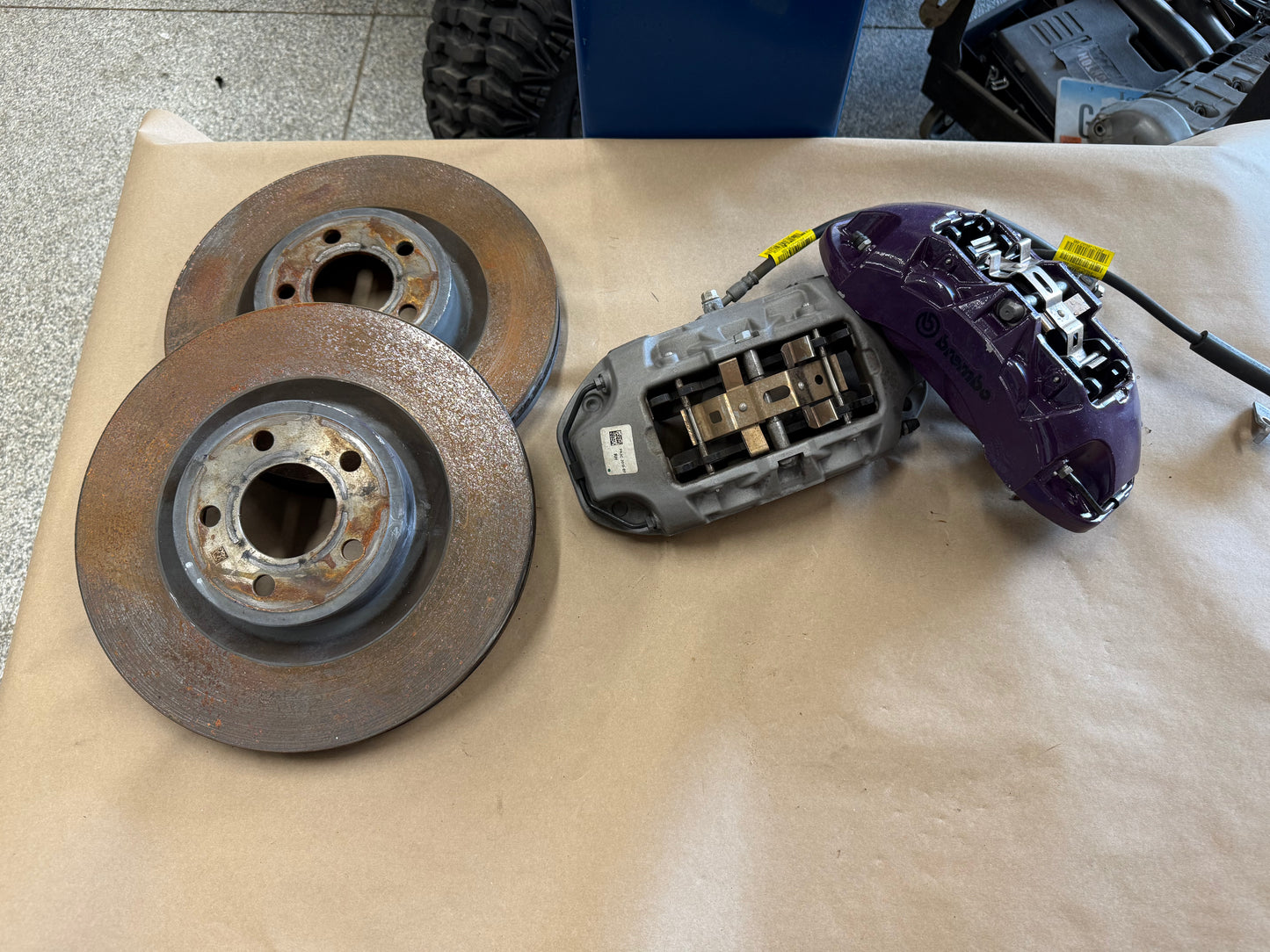2024-2026 Ford Mustang GT Front 4 Piston BREMBO Brake Calipers Rotors 17k mi
