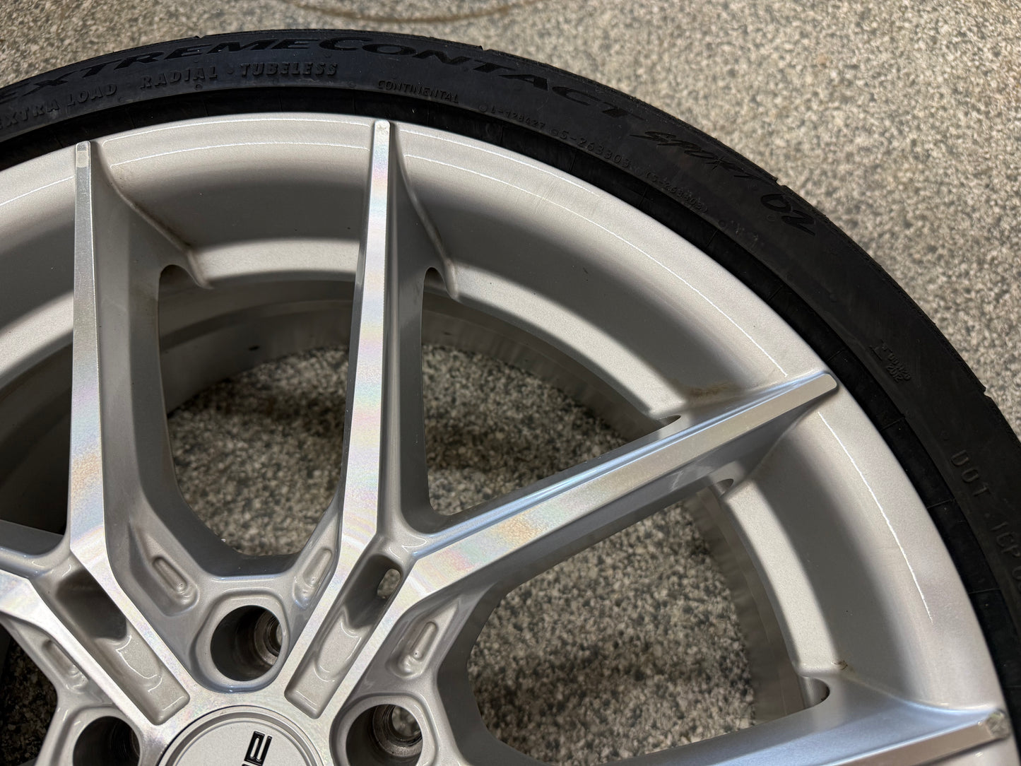 2015-2026 Mustang Niche Prodigy 5 20x9" Silver Wheel/Tire 275/30/20 Continental