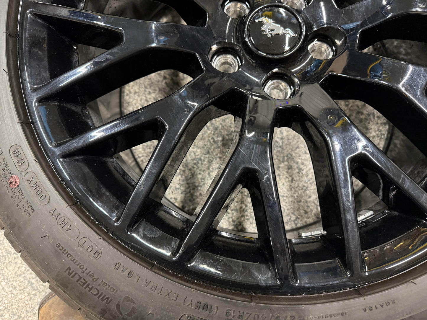 2015-2023 Mustang GT 5.0 19x9.5" Wheel Rim PP1 Rear 275/40/19 Michelin