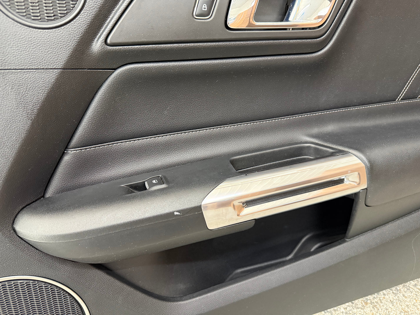 2015-2017 Ford Mustang GT V6 EcoBoost LH RH Leather Insert Door Panels Pair
