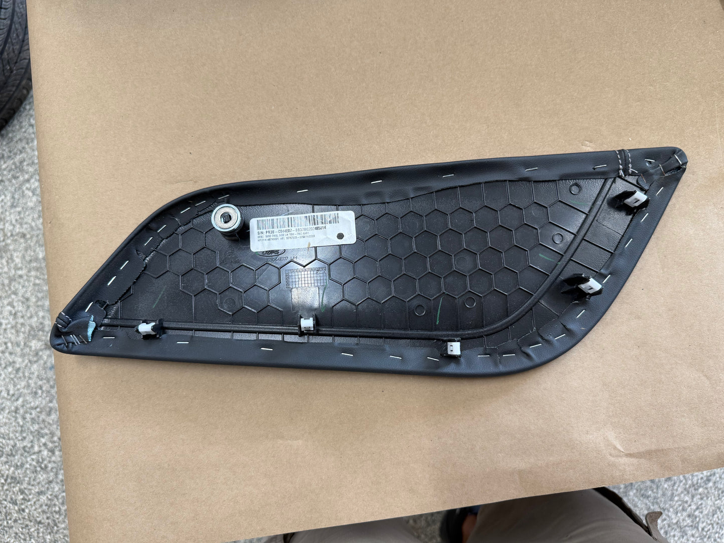 2024-2026 Ford Mustang Center Console Top Leather Wrapped Plastic Knee Pads