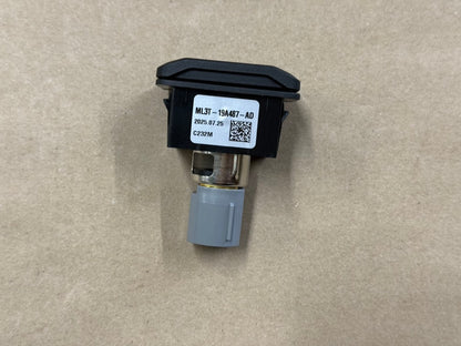 2021-2026 Ford F-150 F-250 F-350 12V Power Outlet Socket "ML3T-19A487-AD"