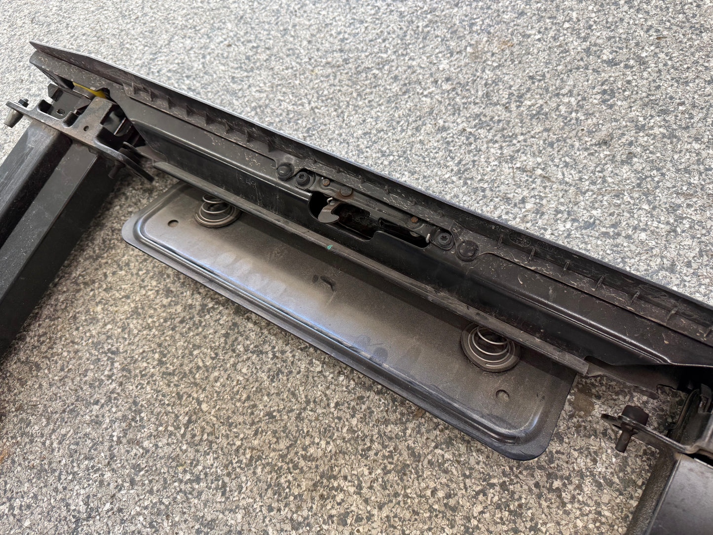2023-2026 Ford F-250 F-350 Super Duty Tailgate Step OEM