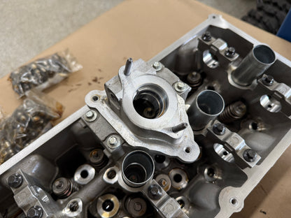 2024-2026 Ford Mustang DOHC Cylinder Heads RH LH Pair Valves 5.0L Coyote Gen 4