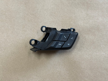 2015-2023 Ford Mustang GT RH Steering Wheel Button Sync Control