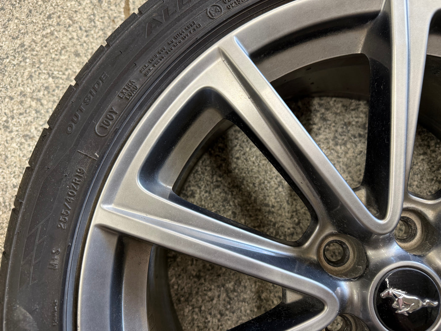 2015-2017 Ford Mustang GT Wheel Rim 19"x8.5" Fortune Viento 255/40/19