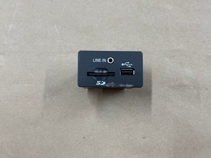 2015 Ford Mustang GT Ecoboost USB Port OEM 15-17