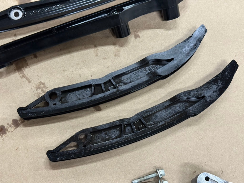 2024-2026 Mustang GT 5.0L Timing Chain Set Chains Guides Tensioners "USED"