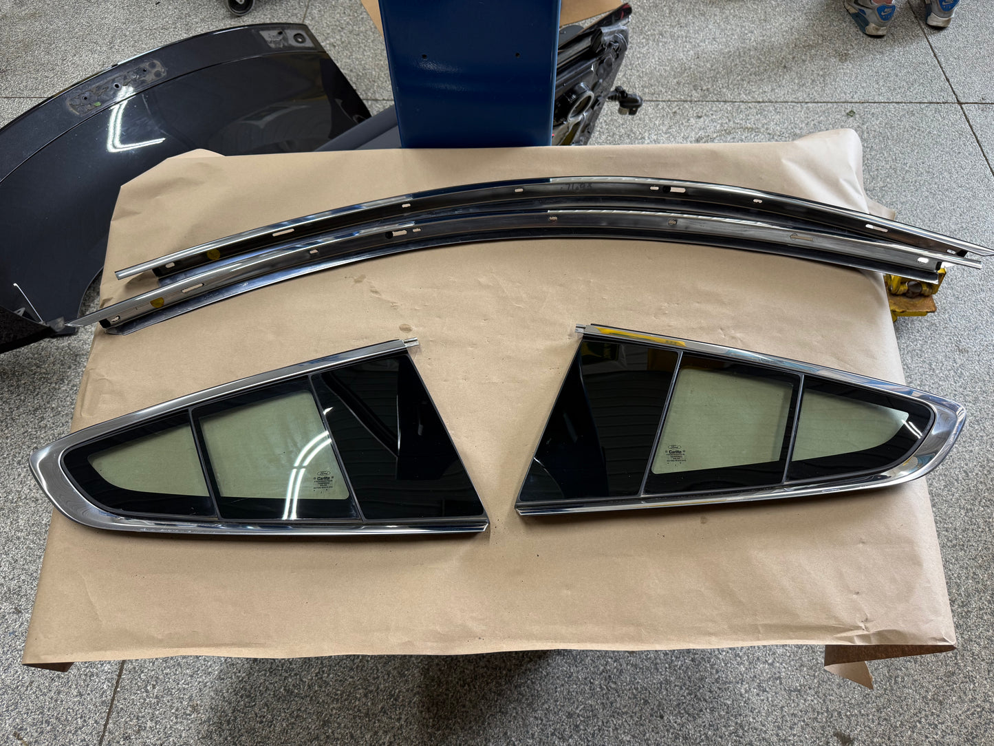 2015-2017 Ford Mustang GT Anniversary Stepped Quarter Glass Windows & Trim