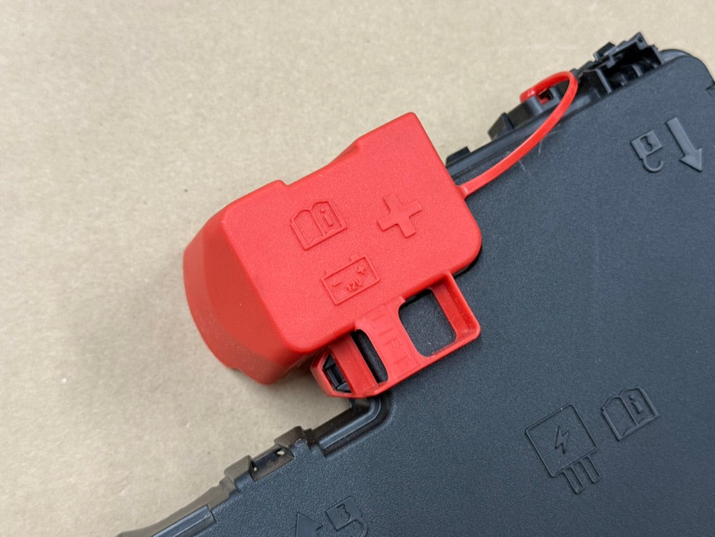 2024-2026 Ford Mustang GT Engine Bay Fuse Box Under Hood