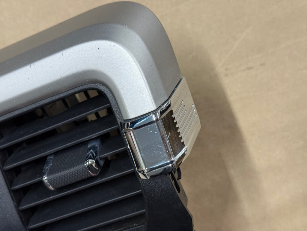 2023-2025 Ford F-250 F-350 RH Passenger Side Dash Vent Trim