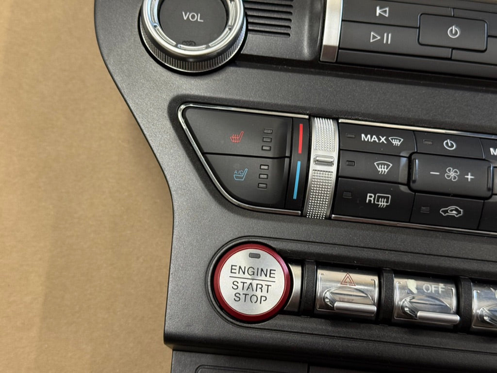 2021 Ford Mustang GT Touch Screen, Face Plate, Radio, Module USB Port
