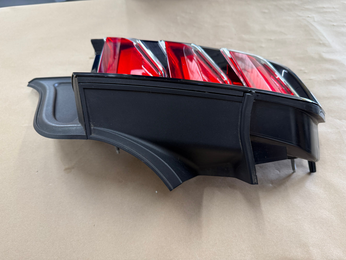 2015-2017 Ford Mustang GT350 GT V6 EcoBoost Tail Light LH Driver Side LED