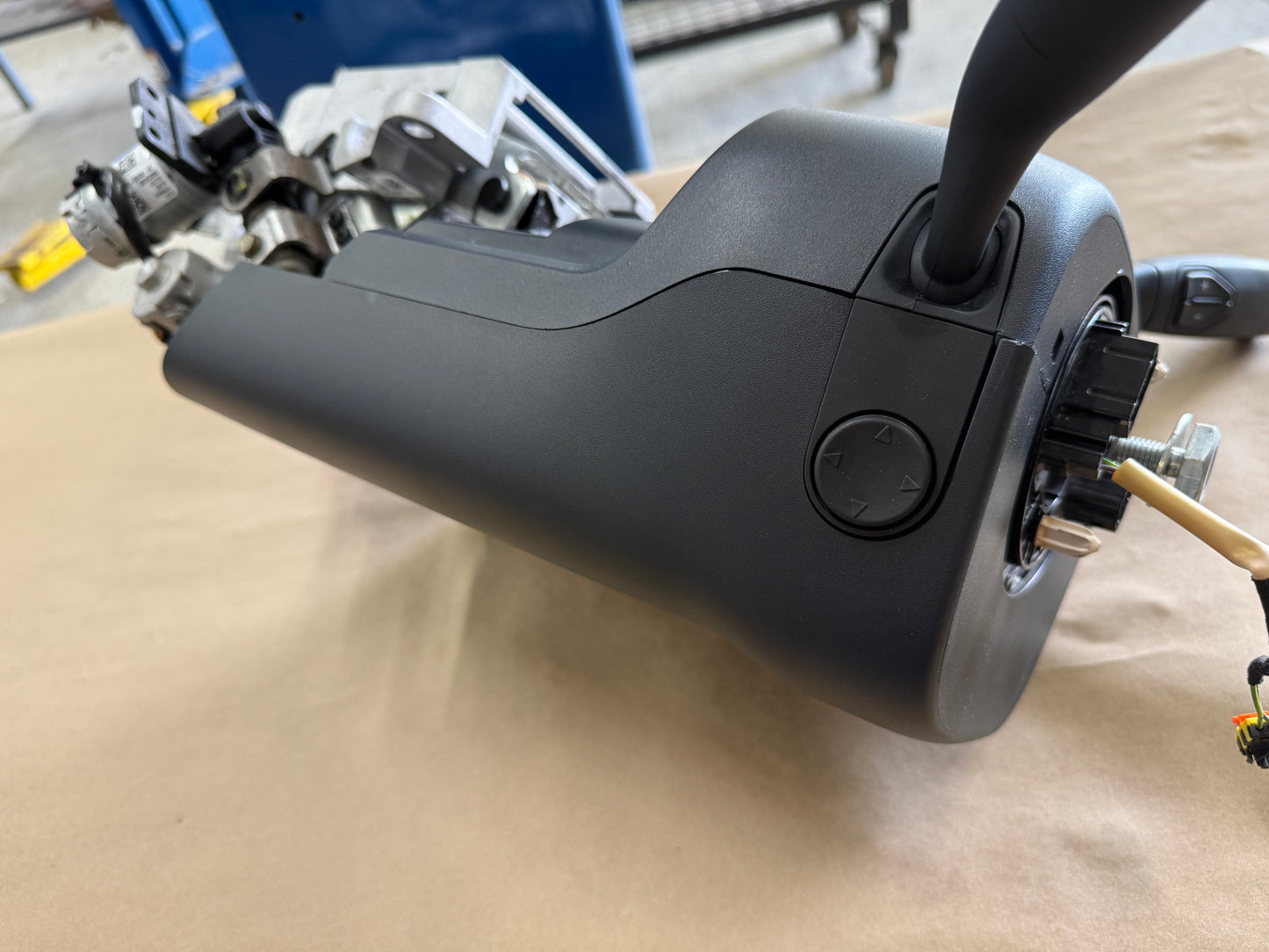 2023-2026 Ford F-250 F-350 Super Duty Steering Column Auto/Power Tilt