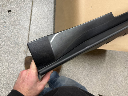 2015-2023 Ford Mustang GT V6 LH Side Skirt Molding Driver Side "J7"