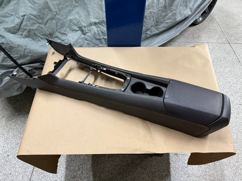 2010-2015 Chevrolet Camaro SS Center Console Assembly