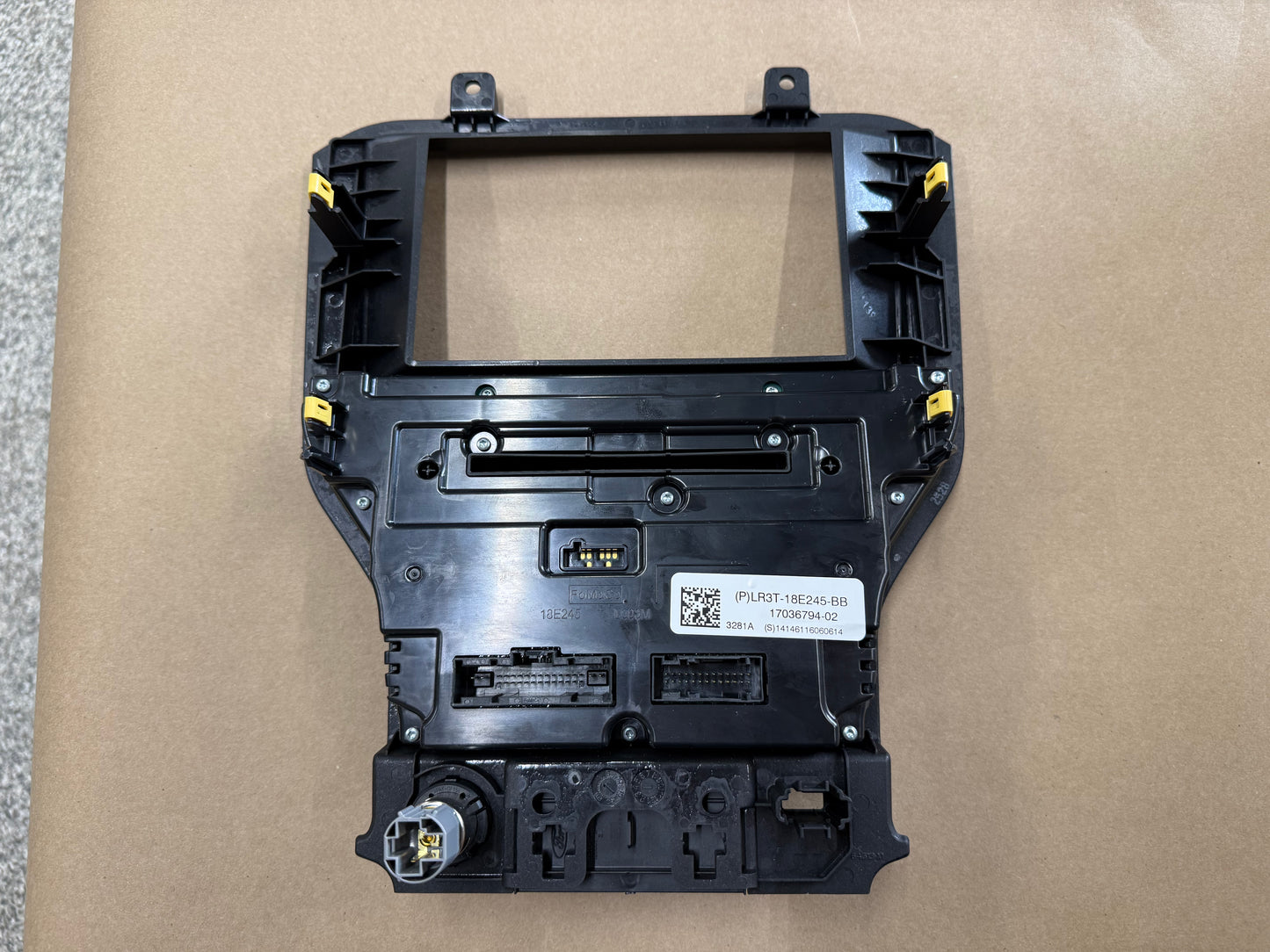 2021 Ford Mustang GT Touch Screen, Face Plate, Radio, Module