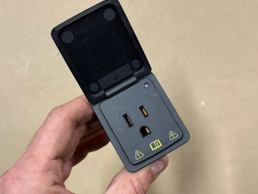 2023-2025 Ford F-250 F-350 Super Duty 120V AC 400W Outlet MU5T-19G310-AB