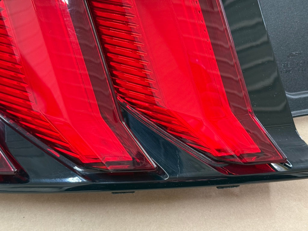 2018-2023 Ford Mustang GT350 GT V6 EcoBoost Tail Light LH Driver Side LED