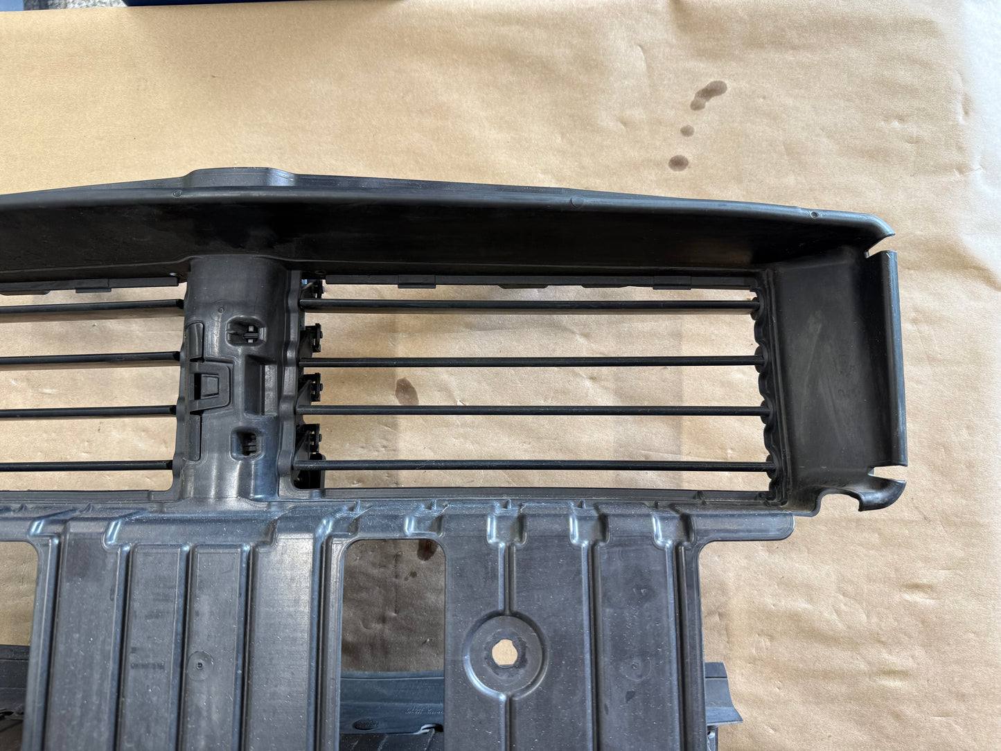2018-2023 Ford Mustang GT Radiator Air Shutter Grille Assembly