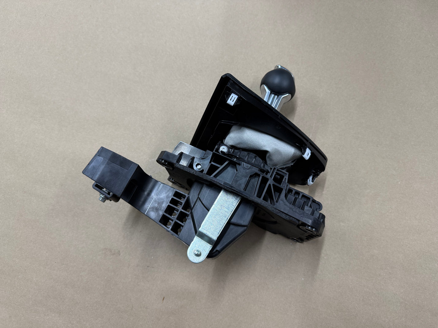 2024-2026 Ford Mustang GT 5.0L 10R80 Automatic Shifter Assembly