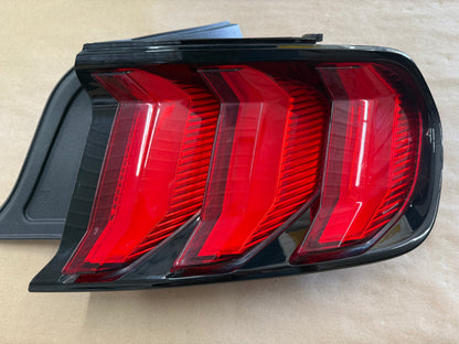 2018-2023 Ford Mustang GT V6 EcoBoost Tail Light RH Passenger Side LED