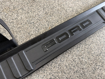 2017-2025 Ford F-250 F-350 LH Driver Side Running Board Crew Cab W/Brackets