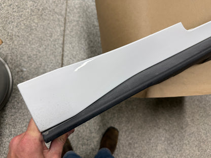 2015-2023 Mustang GT V6 LH Side Skirt Molding Driver Side "White"