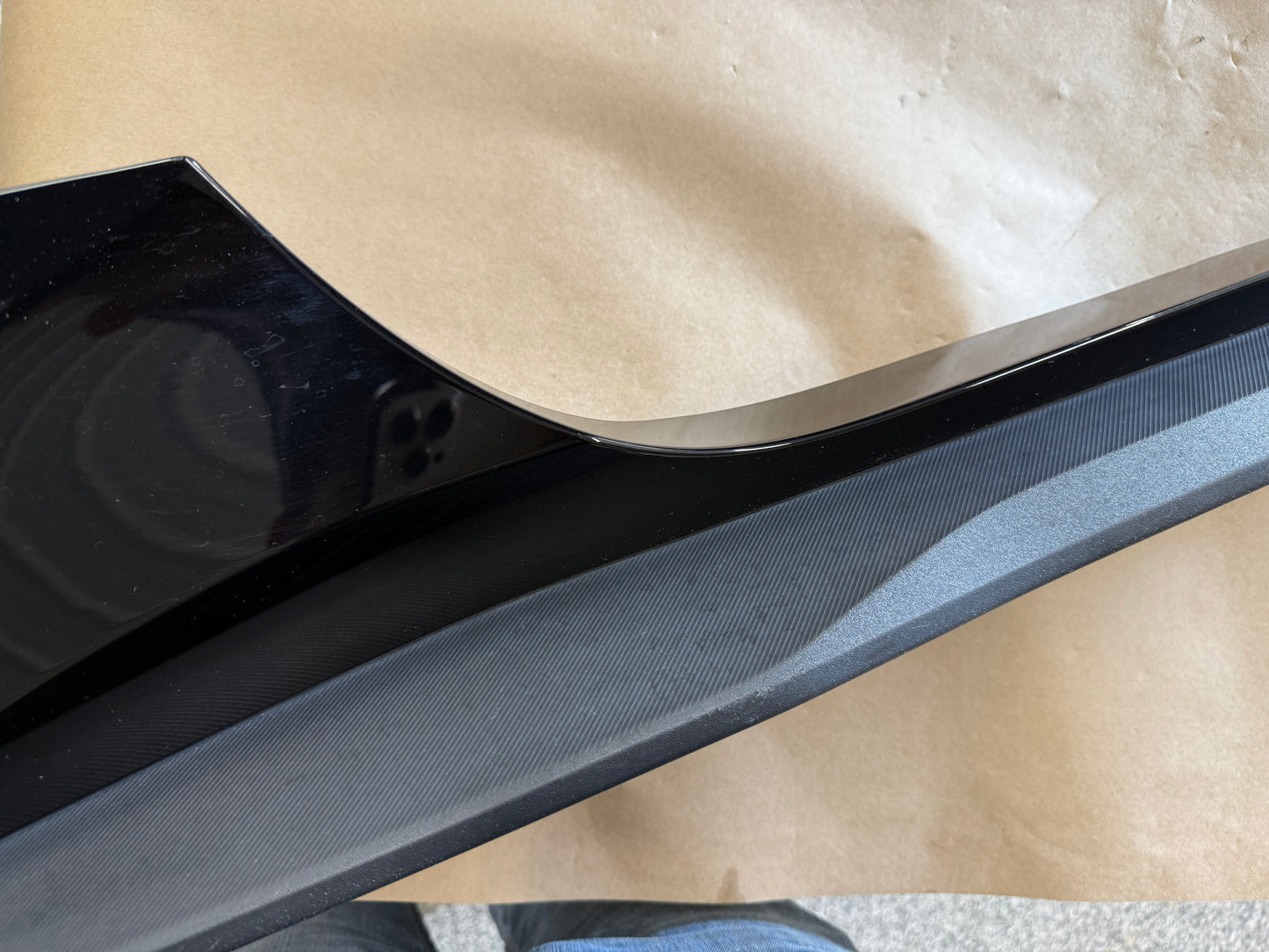 2024-2026 Ford Mustang GT RH Passenger Side Skirt Molding "G1"
