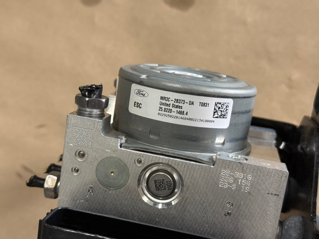 2021 Ford Mustang GT ABS Module Controller Anti-Lock Brakes "Auto"