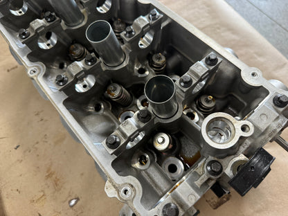2024-2026 Ford Mustang DOHC Cylinder Heads RH LH Pair Valves 5.0L Coyote Gen 4