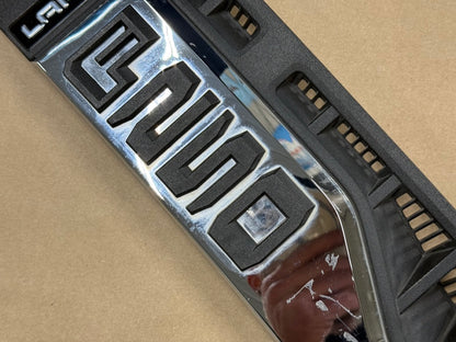 2023-2025 Ford F-250 F-350 Lariat RH Pass. Side Fender Insert Emblem Vent