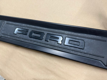 2017-2025 Ford F-250 F-350 RH Passenger Side Running Board Crew Cab W/Brackets