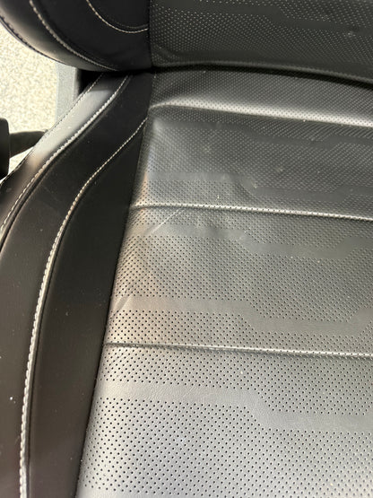 2018-2023 Ford Mustang GT Black Leather Front Rear Power Seats Heat Cooled Vert