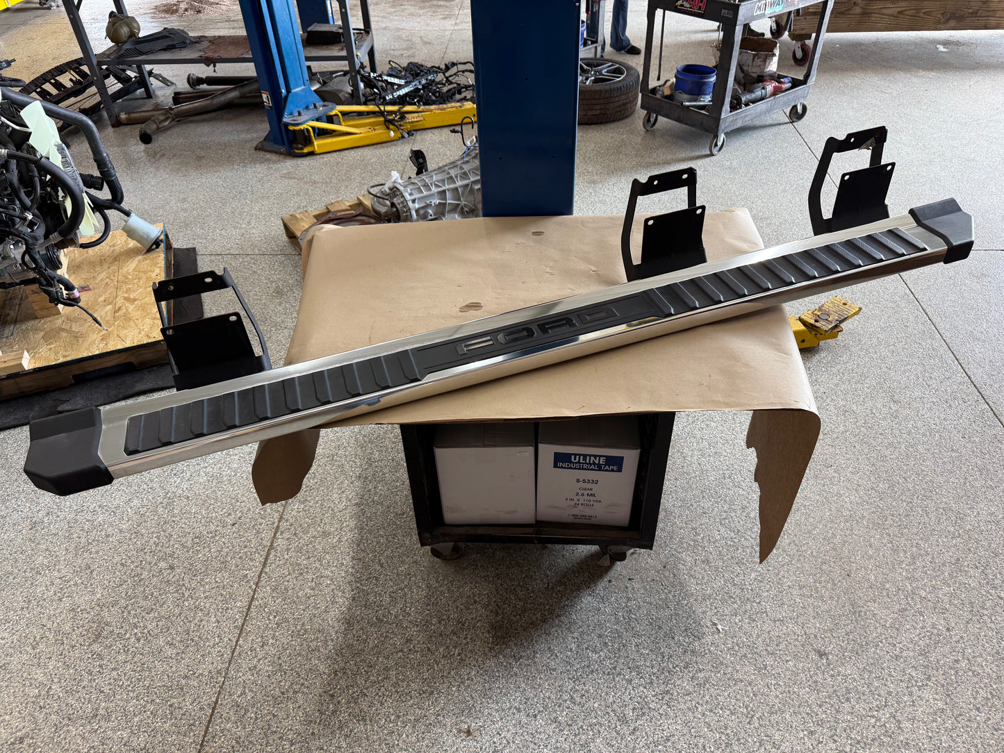 2017-2026 Ford F-250 F-350 RH Passenger Side Running Board Crew Cab W/Brackets