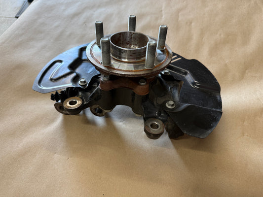 2024-2026 Mustang GT RH Passenger Side Front Spindle Knuckle Hub 14k miles