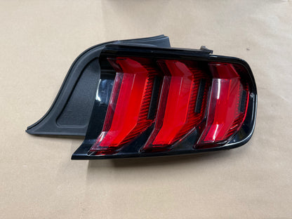 2018-2023 Ford Mustang GT V6 EcoBoost Tail Light RH Passenger Side LED