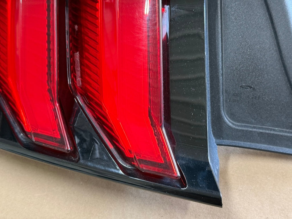 2018-2023 Ford Mustang GT350 GT V6 EcoBoost Tail Light LH Driver Side LED