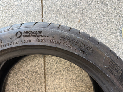 Michelin Pilot Sport 4 S 255/40/ZR19 Tire