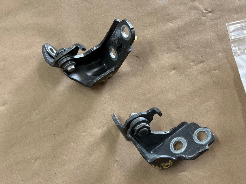 2015-2023 Ford Mustang GT GT500 GT350 Door Hinges RH Pass. Upper Lower "M7"