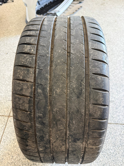 Michelin Pilot Sport 4 S 275/40/ZR19 Tire