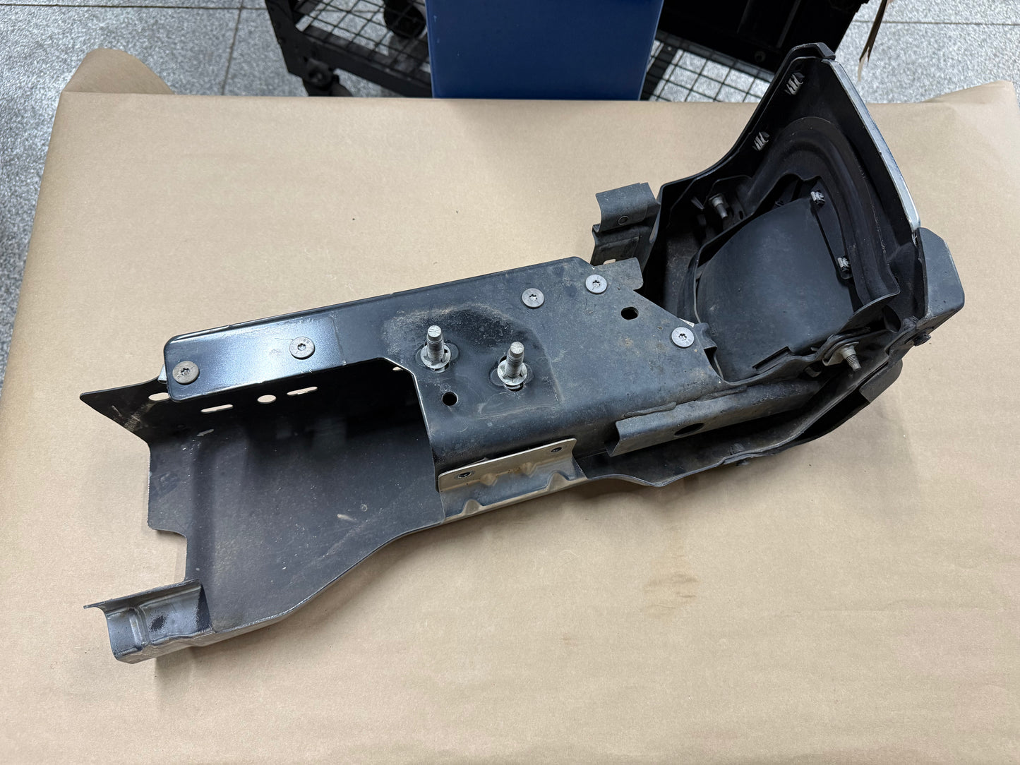 2023-2025 FORD F-250 F-350 LH DRIVER SIDE REAR BUMPER END CAP CHROME