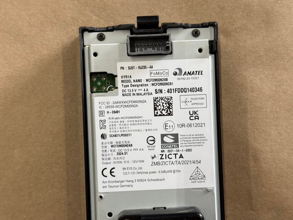 2024-2026 Ford Mustang S650 Wireless Charging Pad Center Console