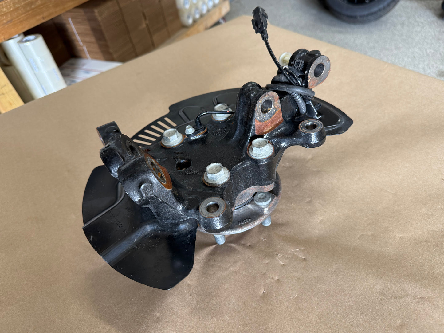 2024-2026 Mustang GT RH Passenger Side Front Spindle Knuckle Hub Low Mileage
