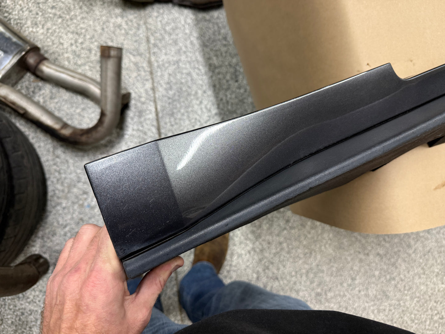 2015-2023 Ford Mustang GT V6 LH Side Skirt Molding Driver Side "J7"