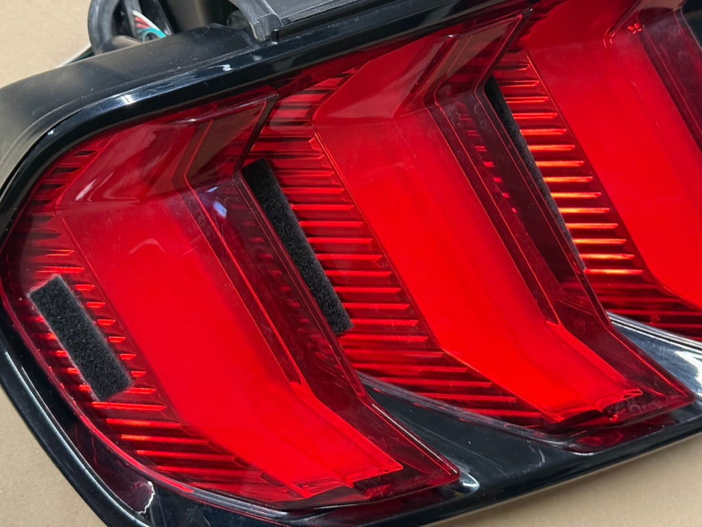2018-2023 Ford Mustang GT350 GT V6 EcoBoost Tail Light LH Driver Side LED